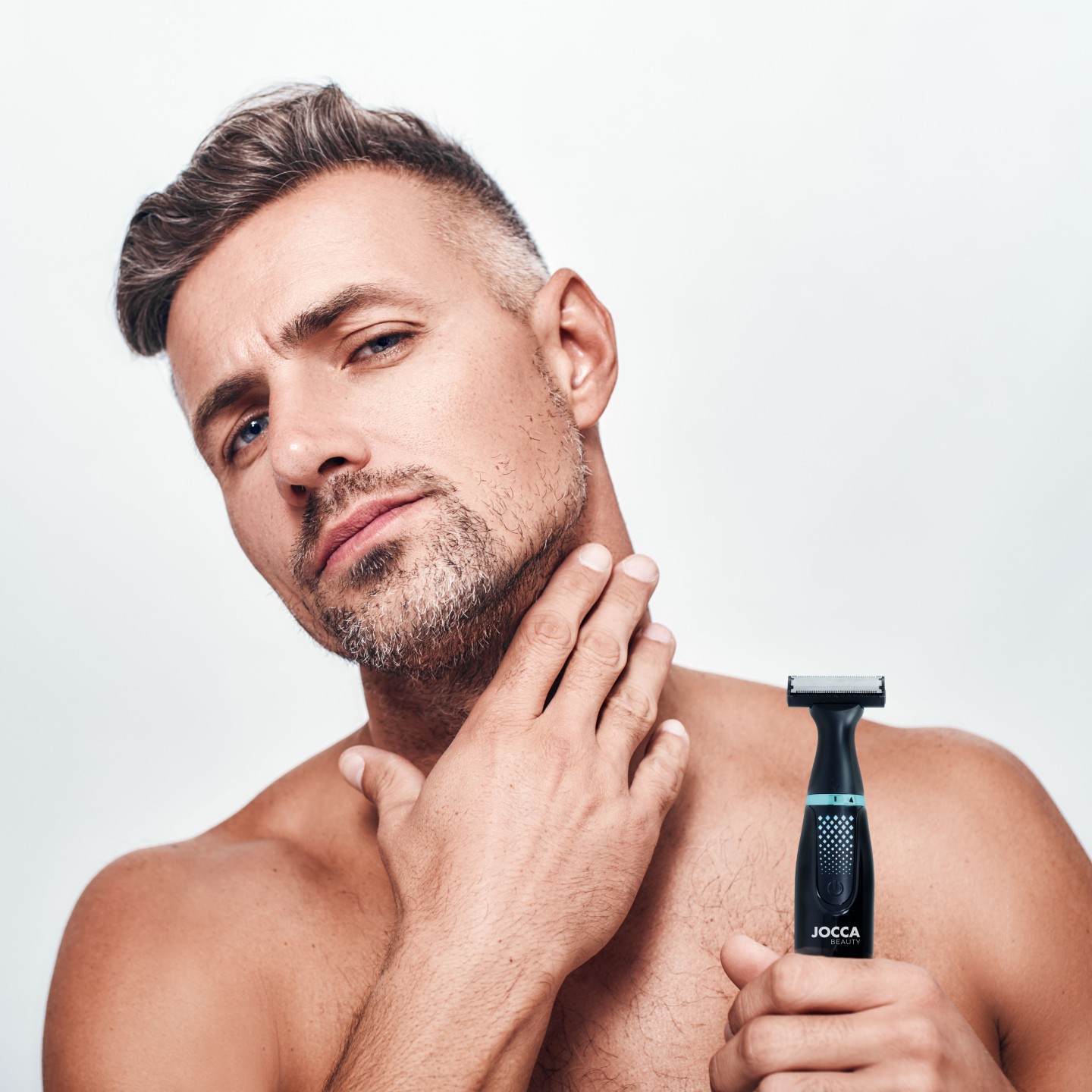 RECORTADOR Y ADFEITADOR FACIAL Y CORPORAL
