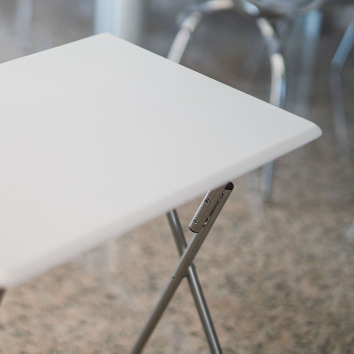 Mesa Auxiliar Plegable Jocca – Funcionalidad y Estilo para Tu Hogar
