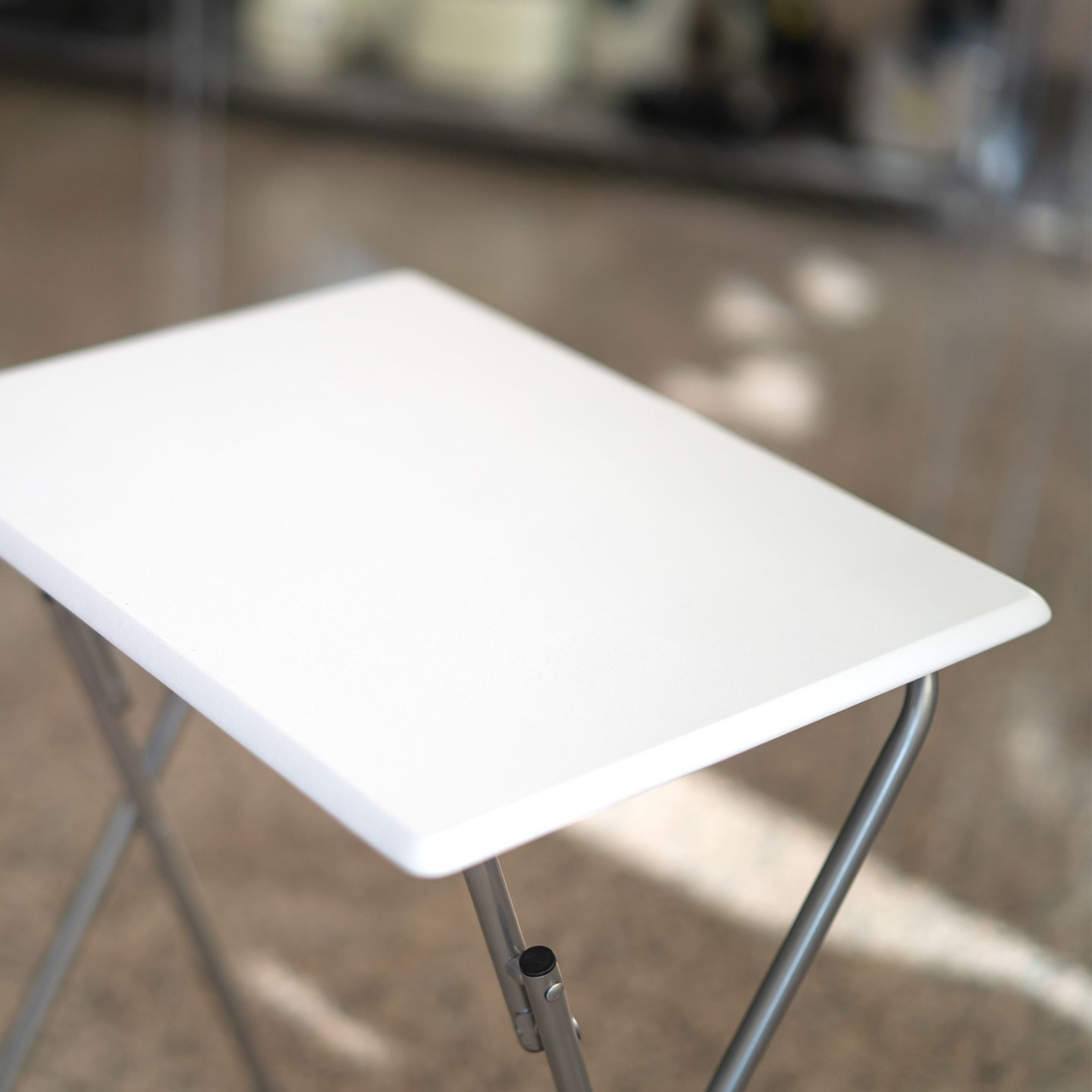 Plegable Assistant Officer Jocca – Functionality and Style for Your Home