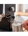 Mini thermoelectric portable refrigerator | JOCCA
