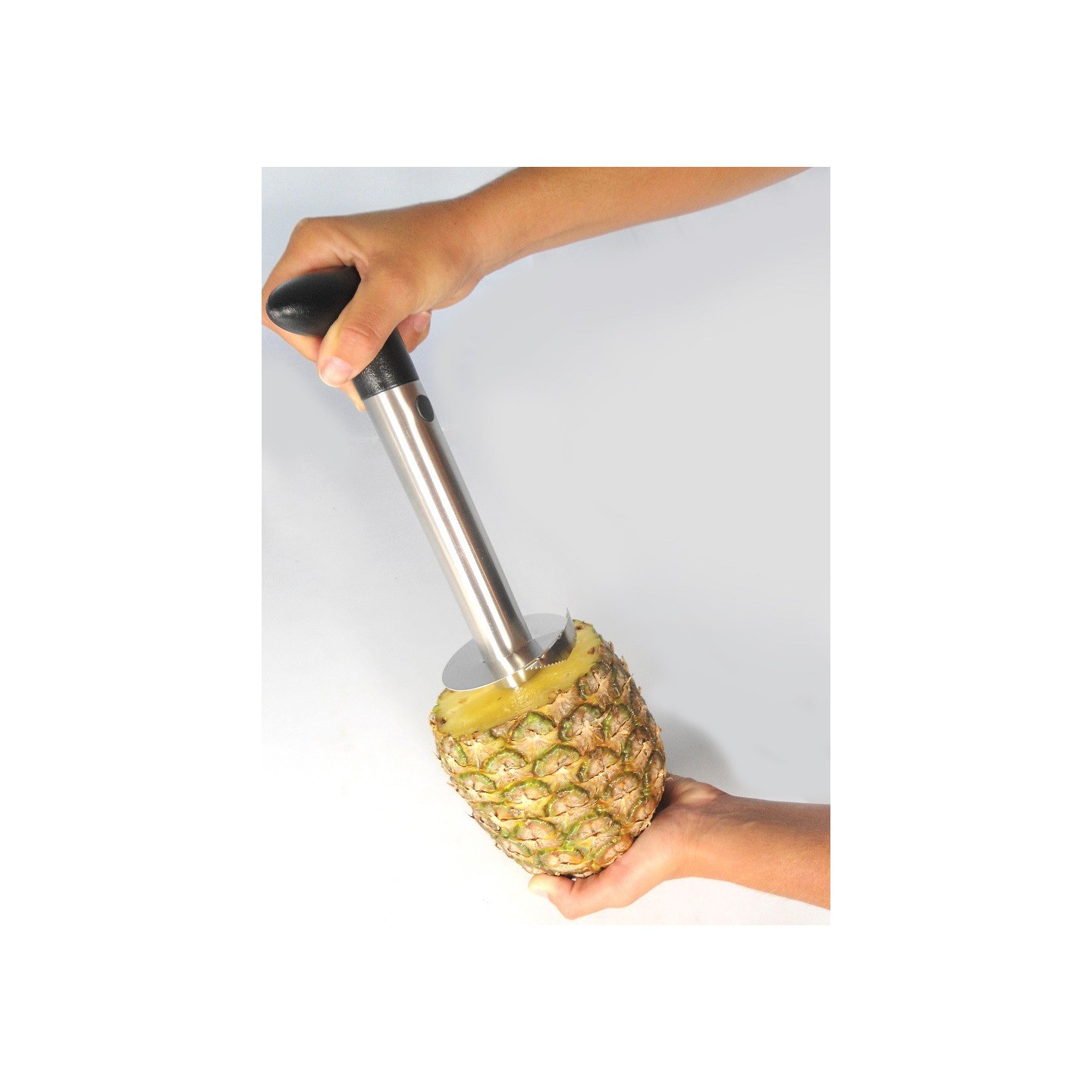 CORTADOR DE PIÑA