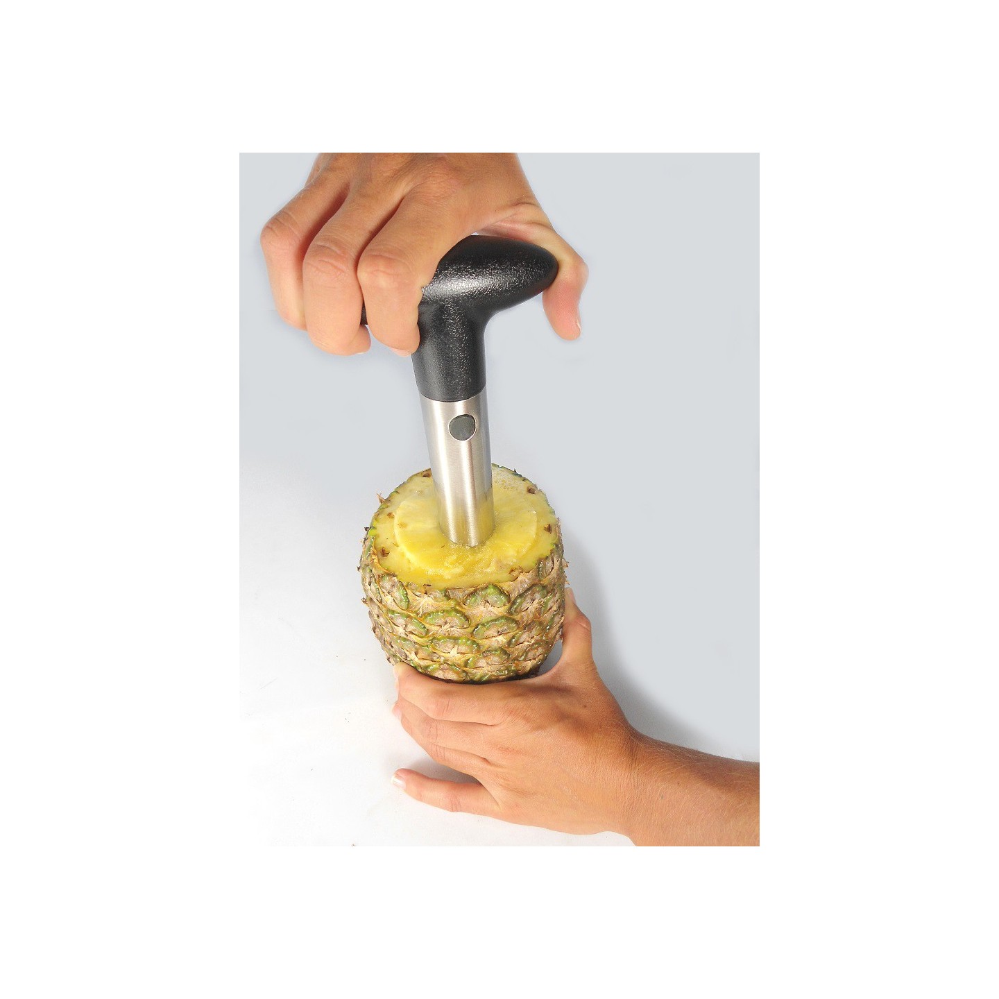 CORTADOR DE PIÑA