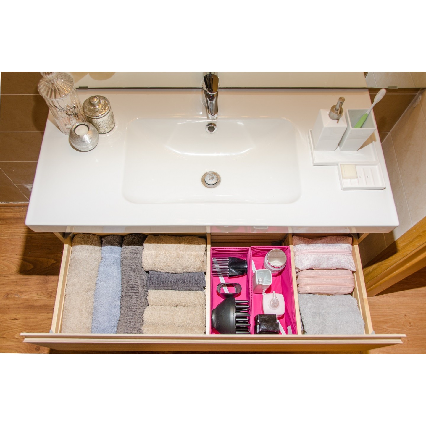 Offre Jocca 8 tiroirs pour rangement